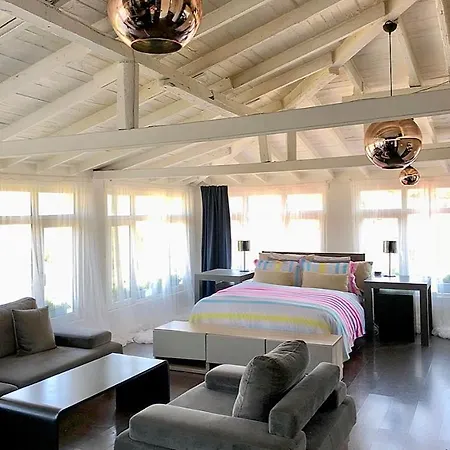Love hotel Millionswood Çeşme